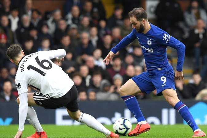 全市场报道哈列巴什维利：模板罗伯逊，皇萨与利物浦在关注他