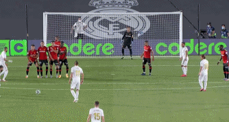 篮球篮网锁定前八席位，季后赛形势明朗