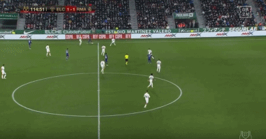 图片报：虽然脚踝疼痛感依然强烈，但基米希想带伤出战阿森纳